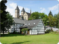 Sülztaler Dom, St. Lucia Immekeppel - Foto Peter Rhein